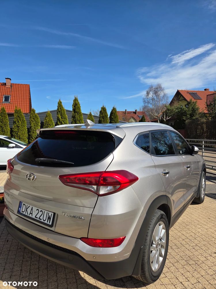 Hyundai Tucson 1.7 CRDI BlueDrive Style 2WD - 4