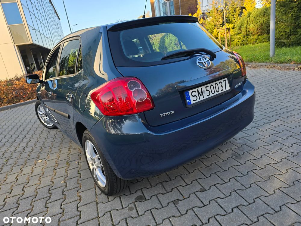 Toyota Auris - 18