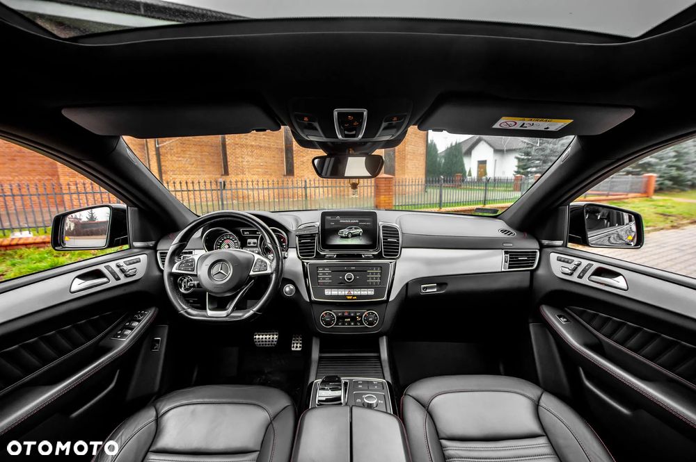 Mercedes-Benz GLE 350 d 4Matic 9G-TRONIC AMG Line - 25