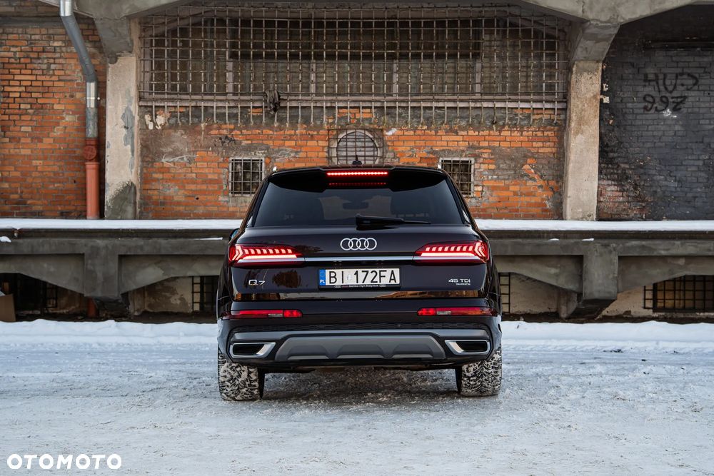 Audi Q7 - 6