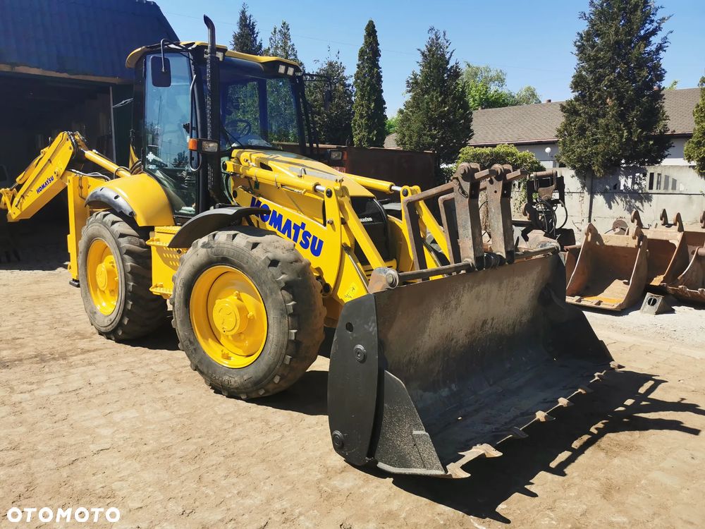 Komatsu WB97S-2 - 12