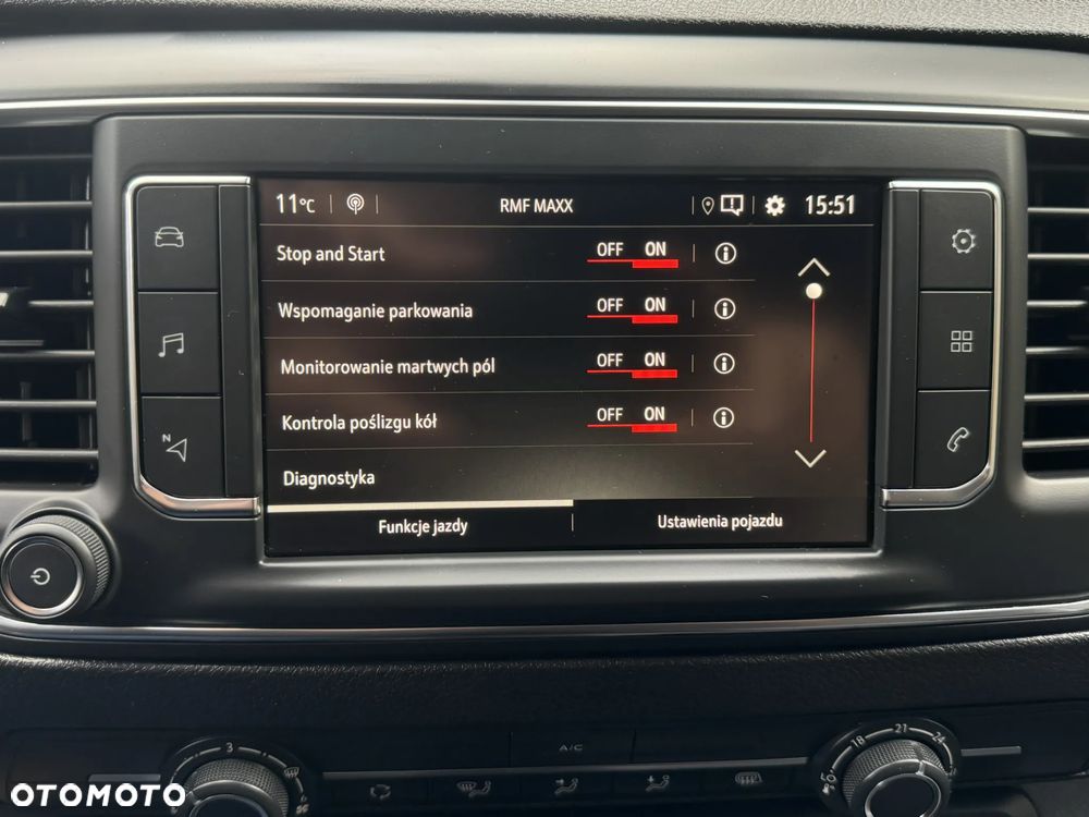 Opel Vivaro - 24