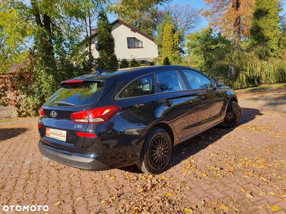 Hyundai i30 1.4 Select - 29
