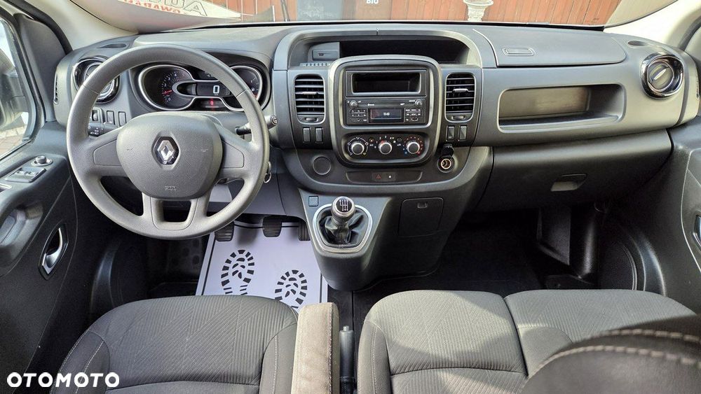 Renault Trafic - 13