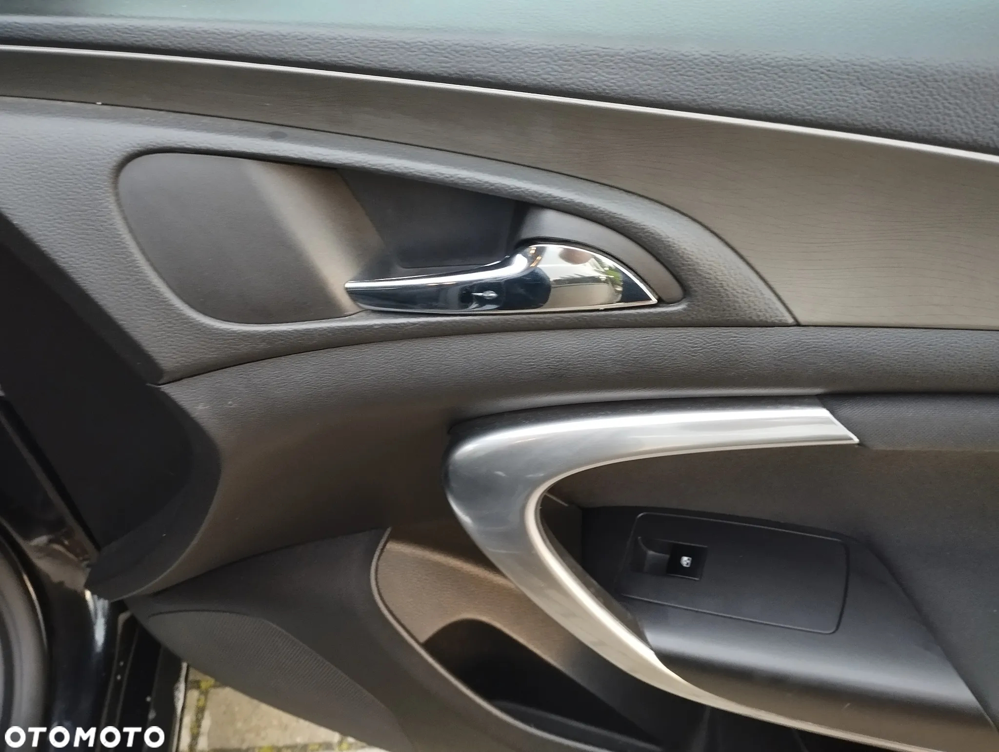 Opel Insignia 2.0 CDTI - 19