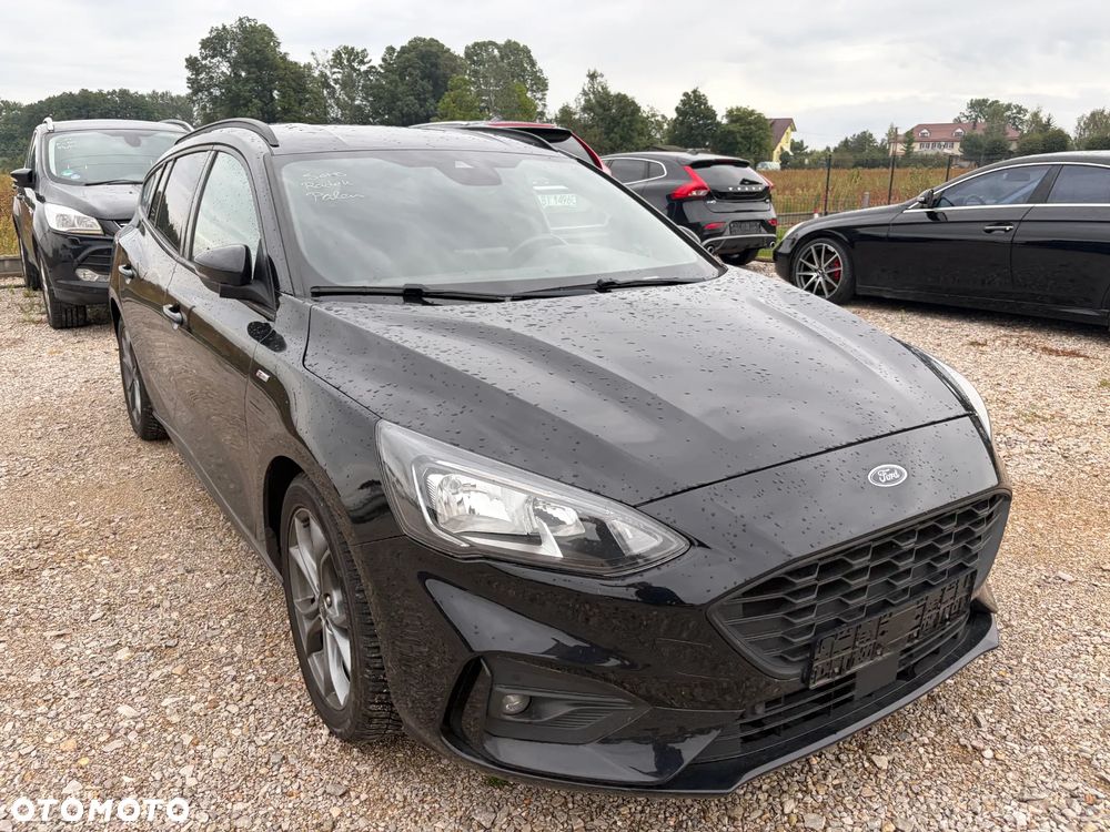 Ford Focus 1.5 TDCi Titanium PowerShift - 1