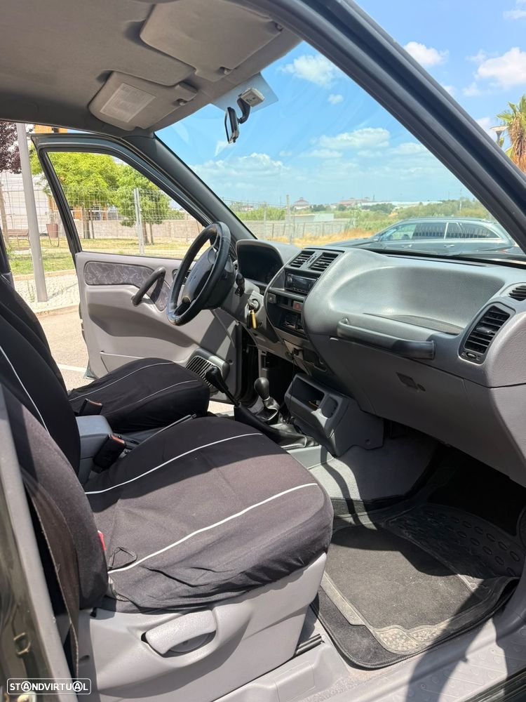 Nissan Terrano II 2.7 TDi SR AC - 9