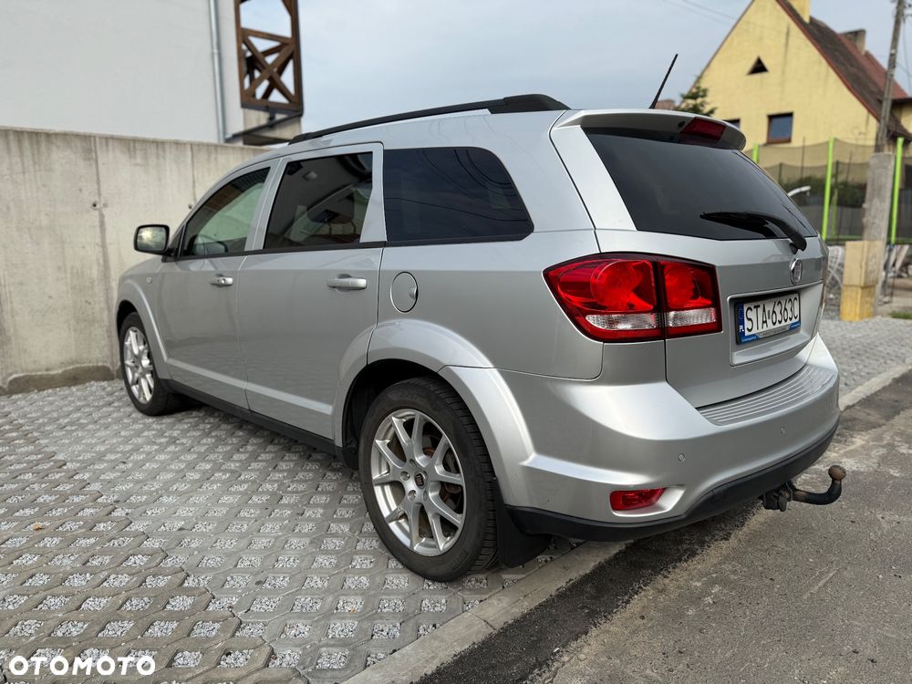 Fiat Freemont 2.0 Multijet Lounge - 12