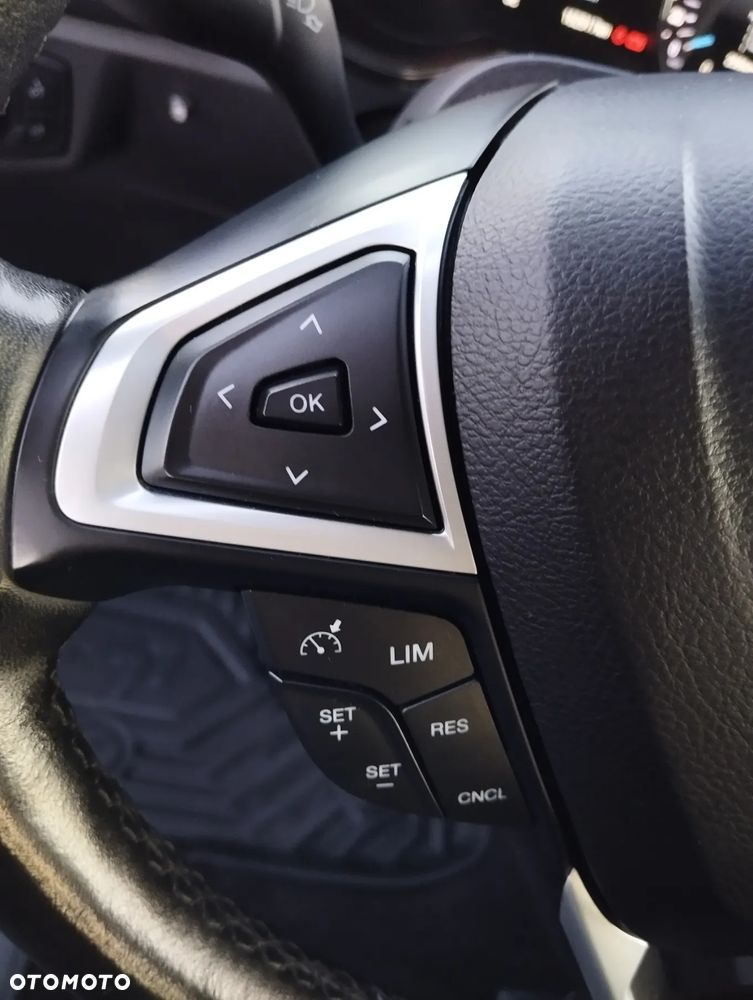 Ford Mondeo - 21