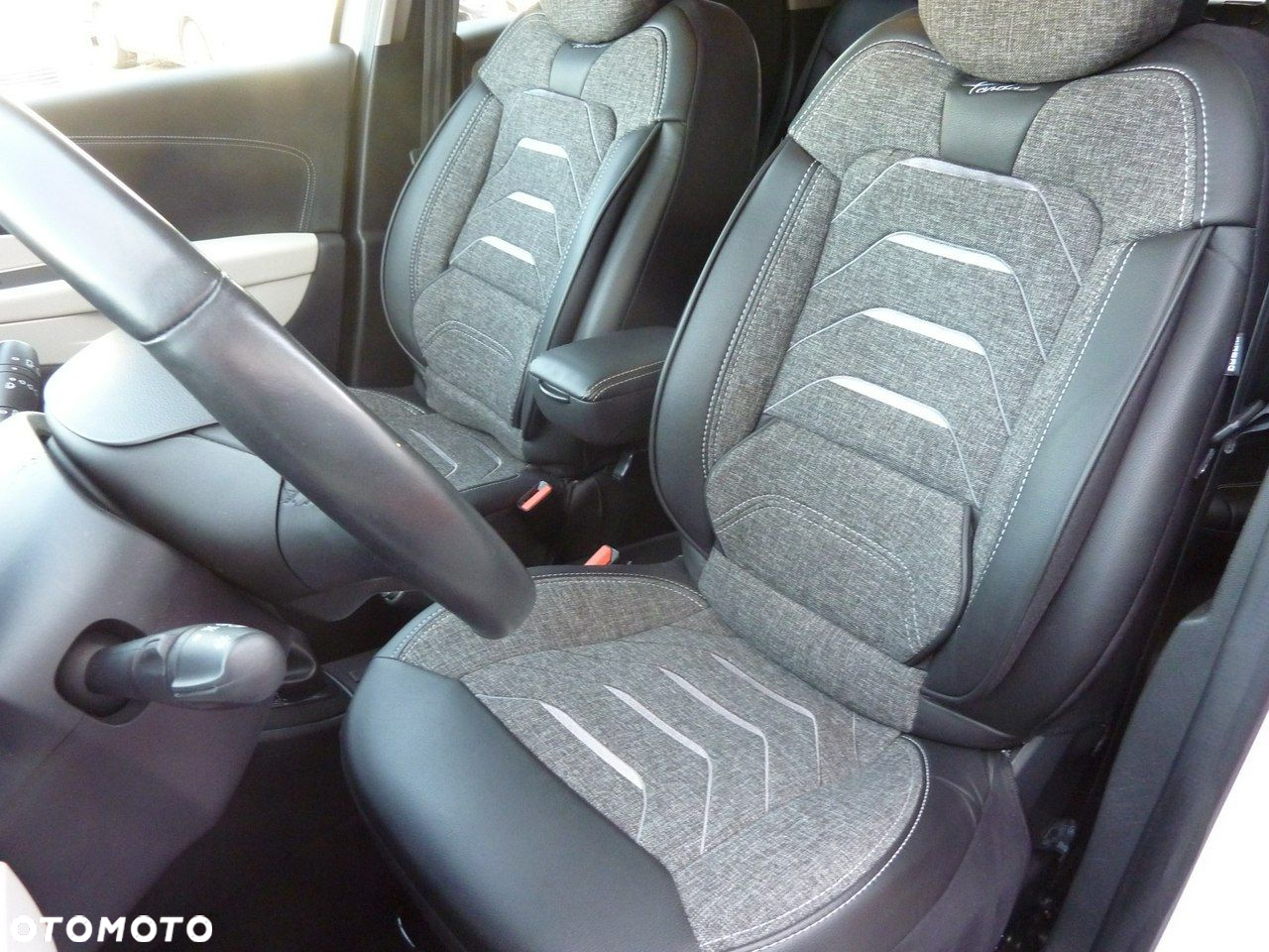 Renault Captur - 12
