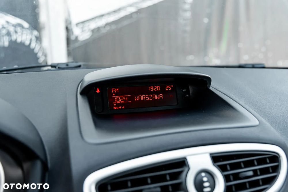 Renault Clio 1.5 dCi Luxe Dynamique - 20
