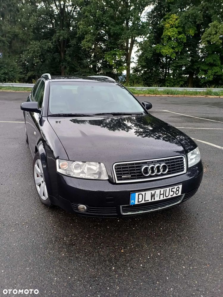 Audi A4 - 1