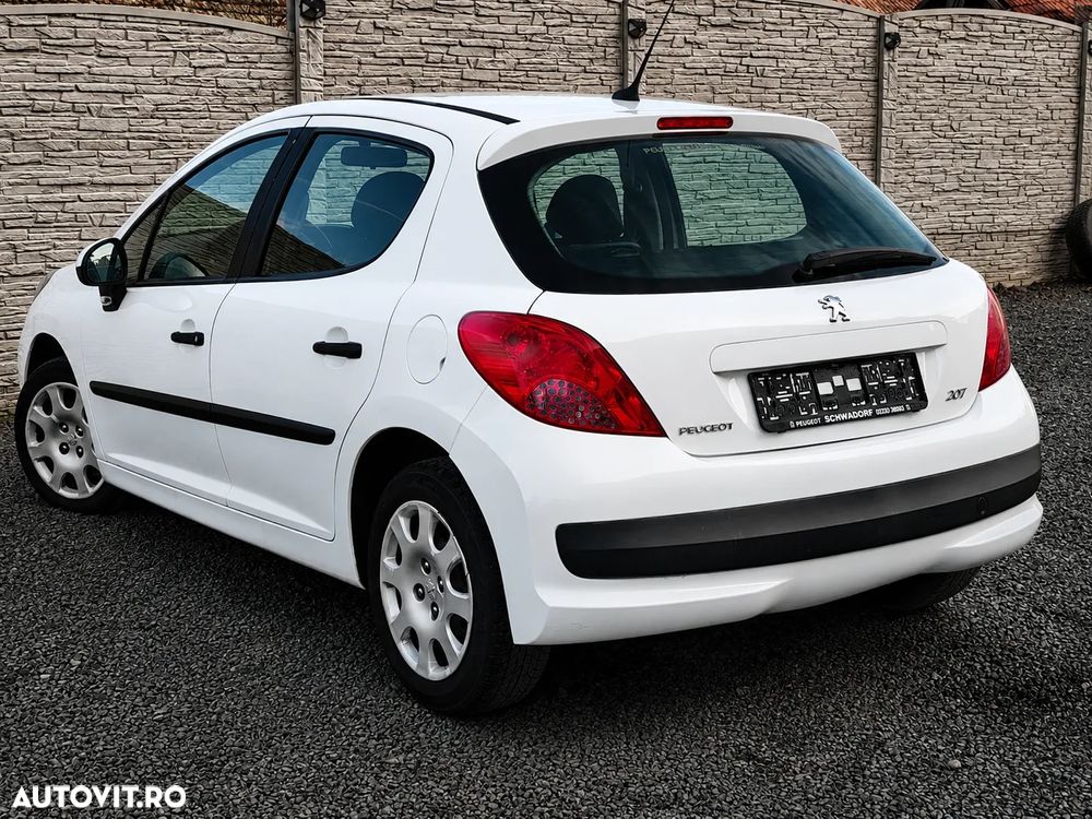 Peugeot 207 - 4