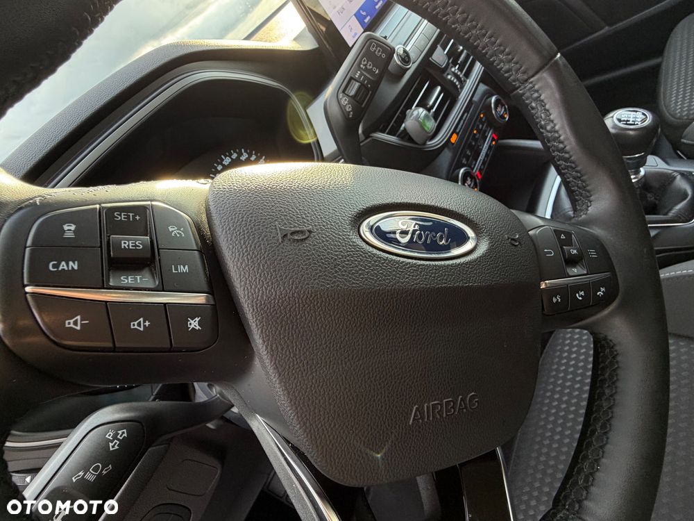 Ford Focus Turnier 1.0 EcoBoost Start-Stopp-System COOL&CONNECT DESIGN - 35