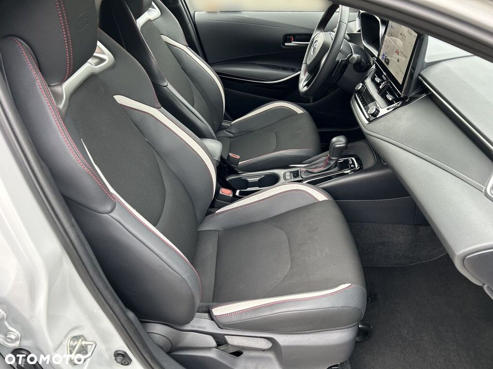Toyota Corolla - 17