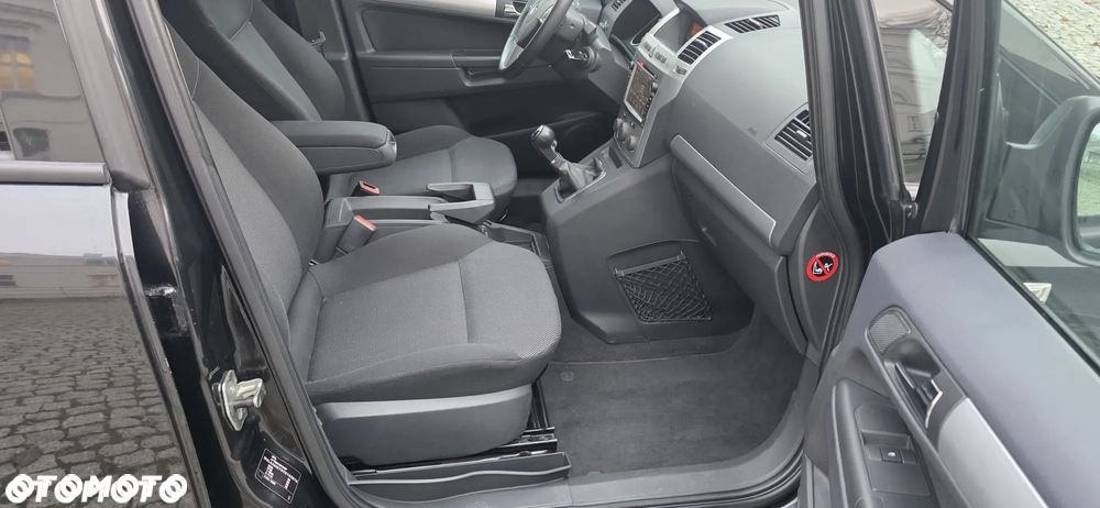 Opel Zafira 1.6 ECOFLEX Family Plus - 10