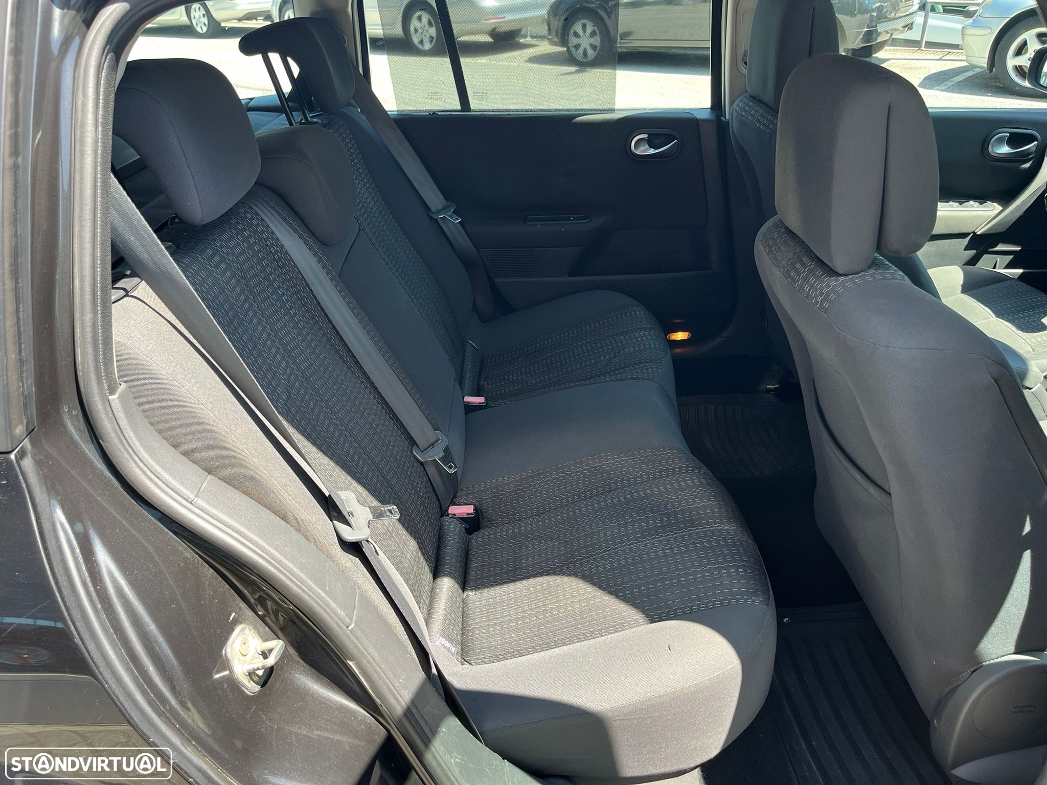 Renault Mégane Break 1.5 dCi Confort - 12
