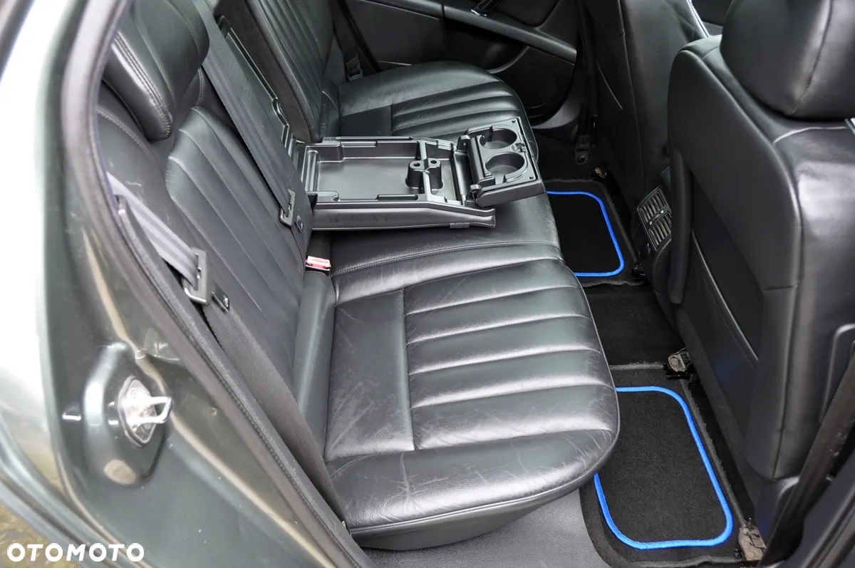 Peugeot 407 2.0 Premium Navtech - 14