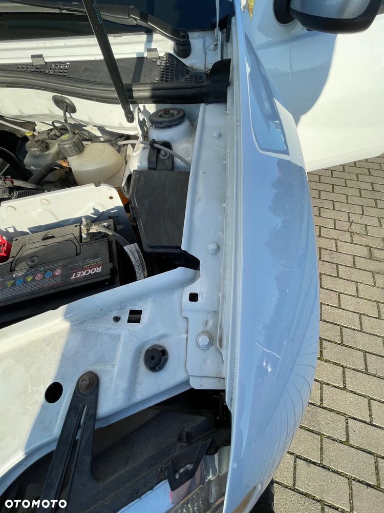 Dacia Duster 1.6 16V 4x4 Laureate - 27