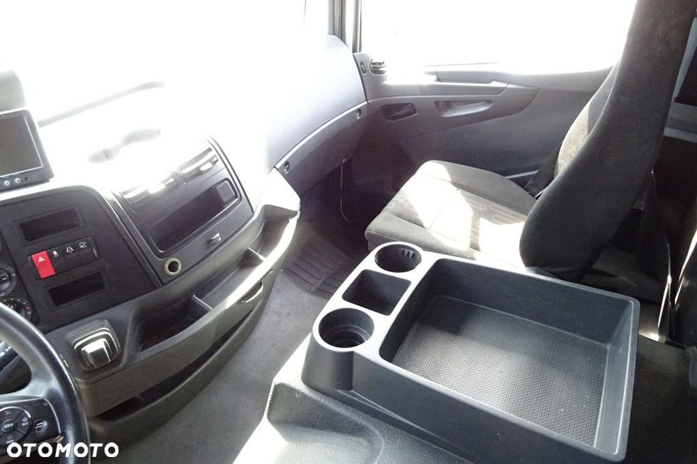 Mercedes-Benz Atego 1218 Euro 6 tylko 272 tys.km! kontener 18p winda - 34