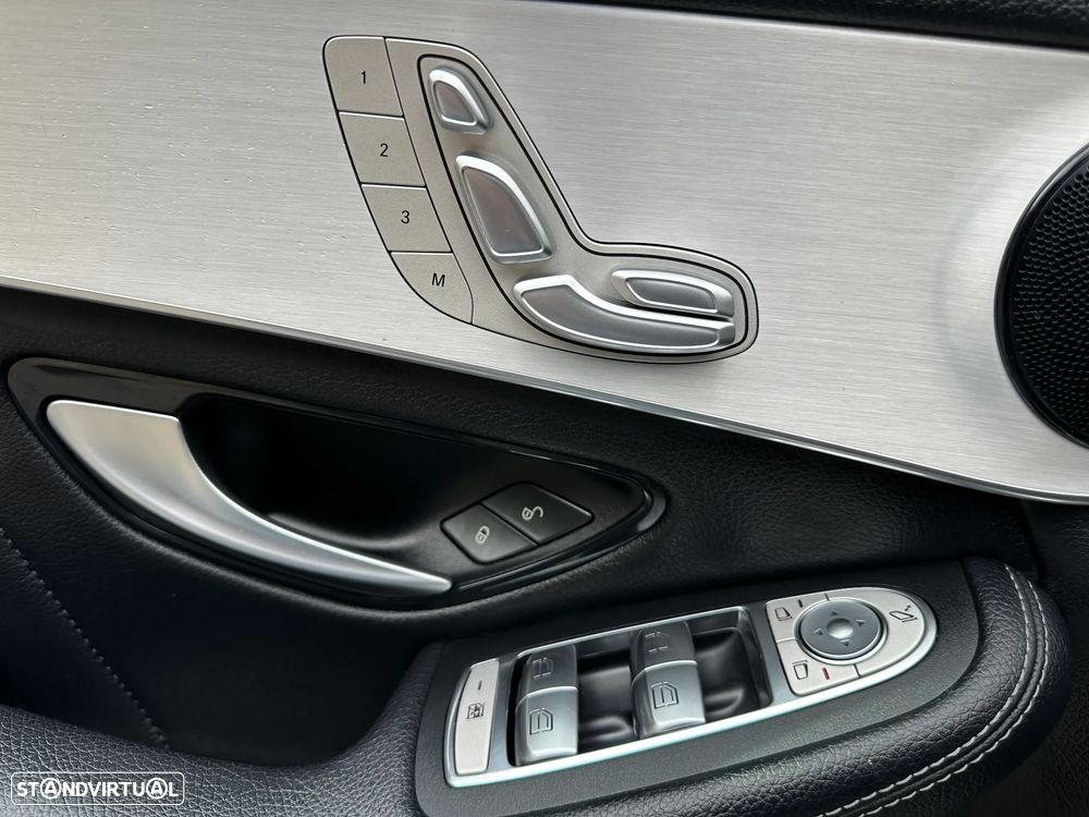 Mercedes-Benz GLC 220 d 4Matic 9G-TRONIC AMG Line - 28