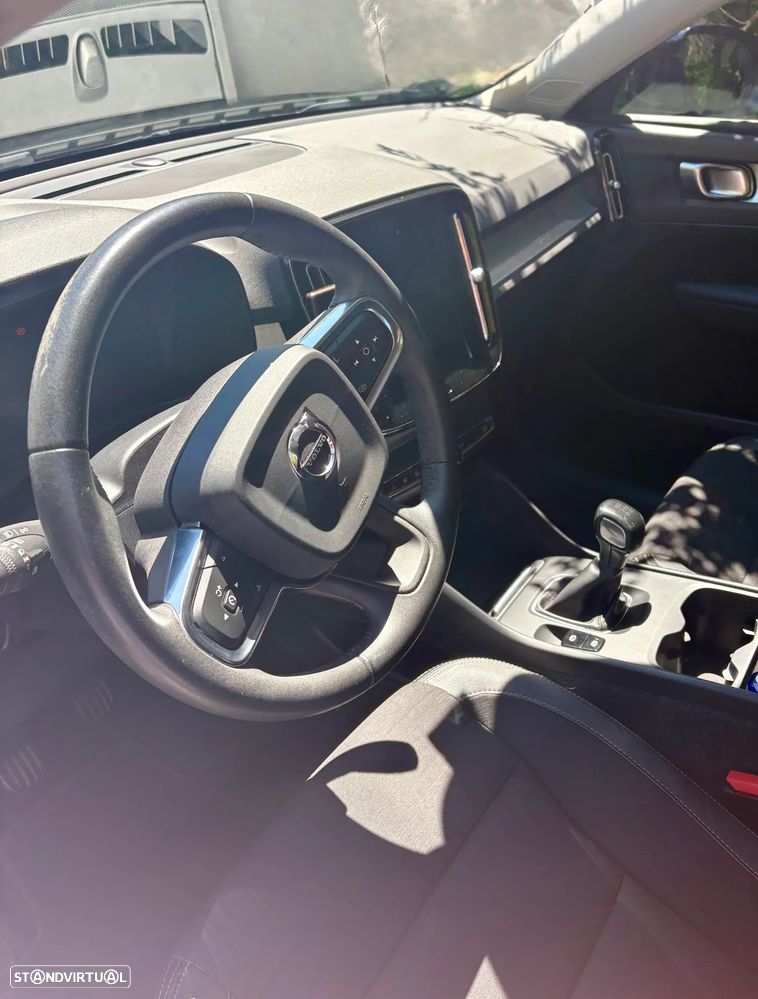 Volvo XC 40 1.5 T3 - 8