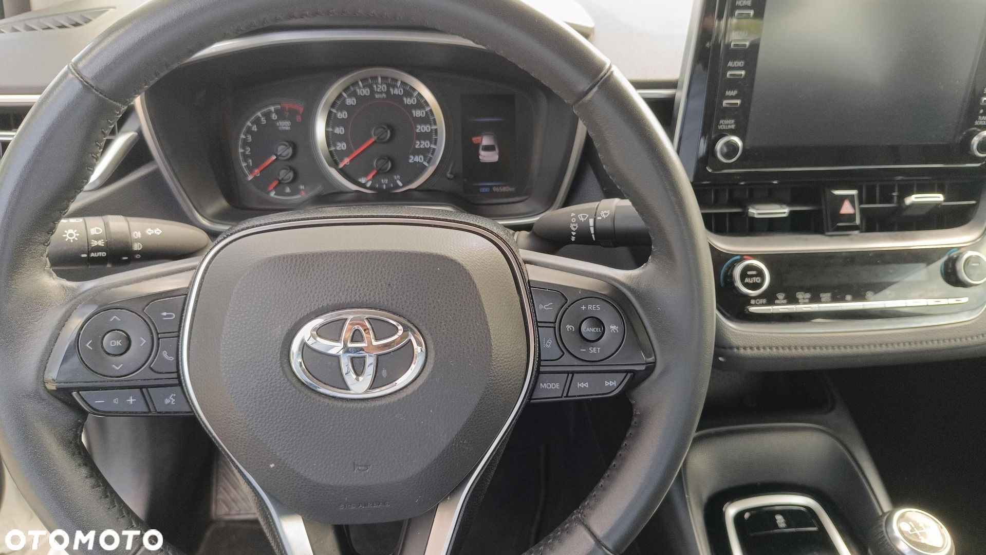 Toyota Corolla - 15