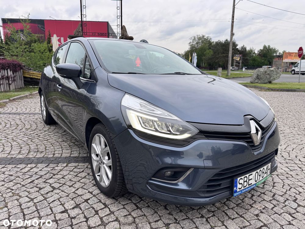 Renault Clio - 19
