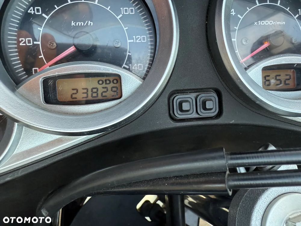 Honda Varadero - 12