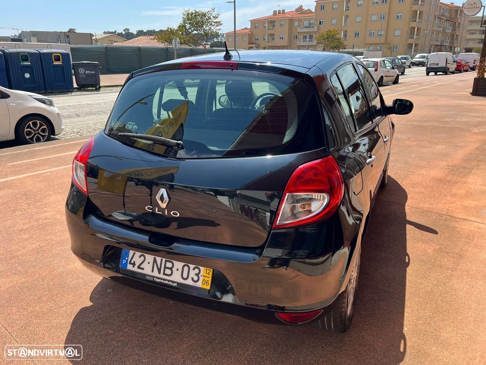 Renault Clio 1.2 16V Dynamique S - 3