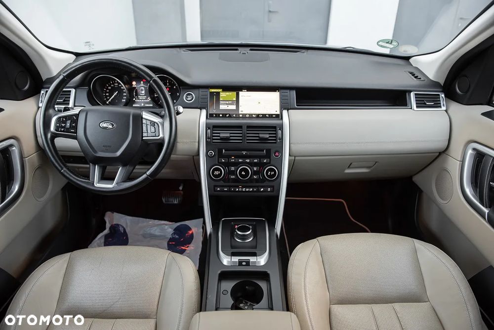 Land Rover Discovery Sport TD4 HSE - 29