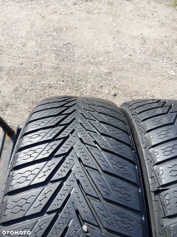 Opony zimowe 175.55.15 Continental - 2