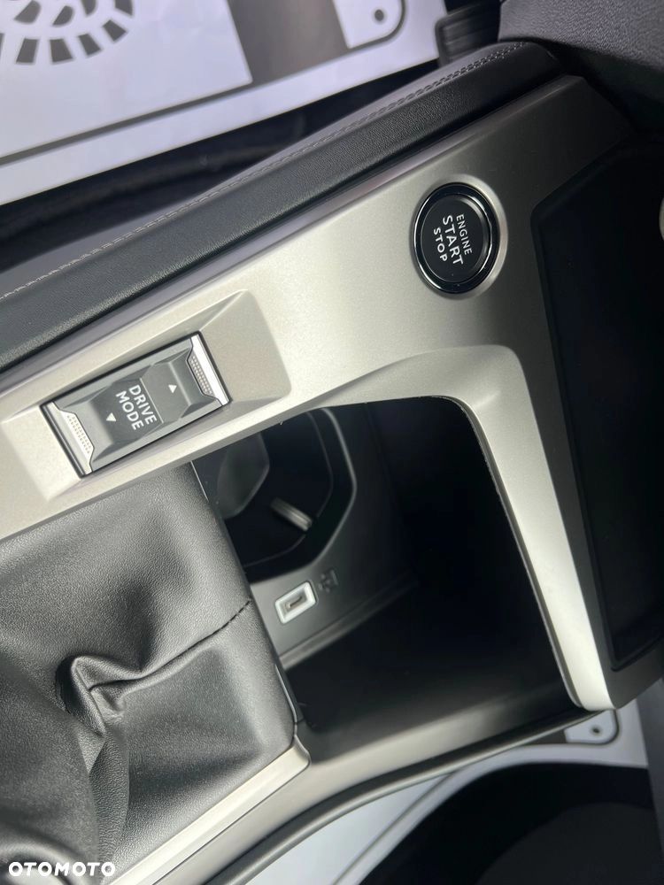 Peugeot 308 1.5 BlueHDi Allure Pack S&S - 15