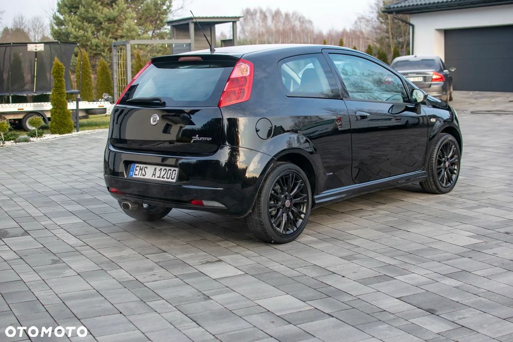 Fiat Grande Punto - 15