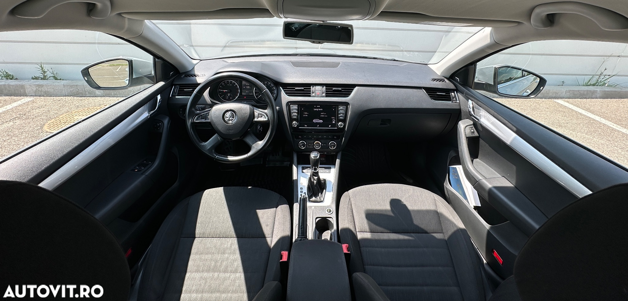 Skoda Octavia Combi 1.6 TDI Elegance DSG - 6