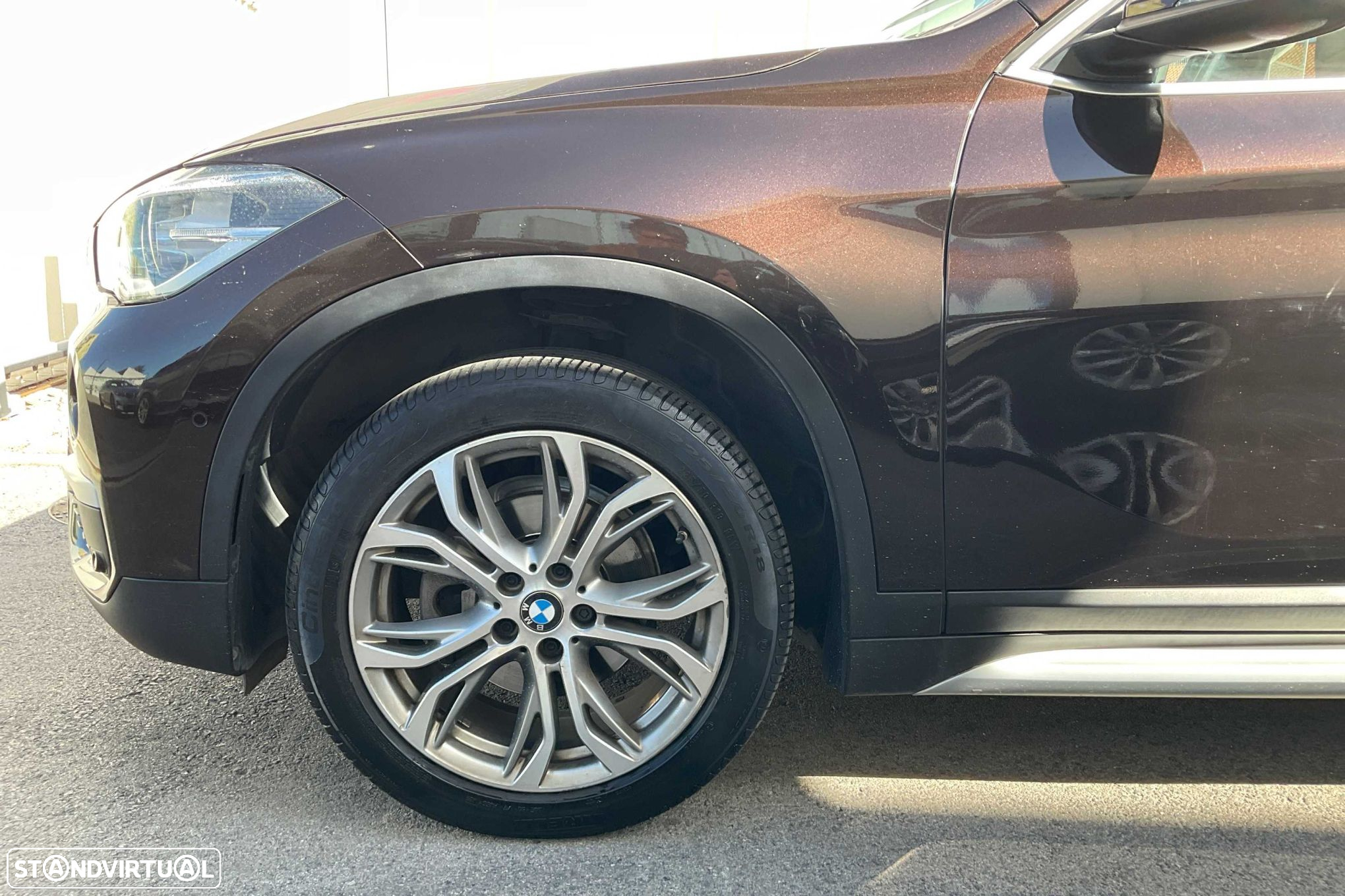BMW X1 16 d sDrive Auto xLine - 6