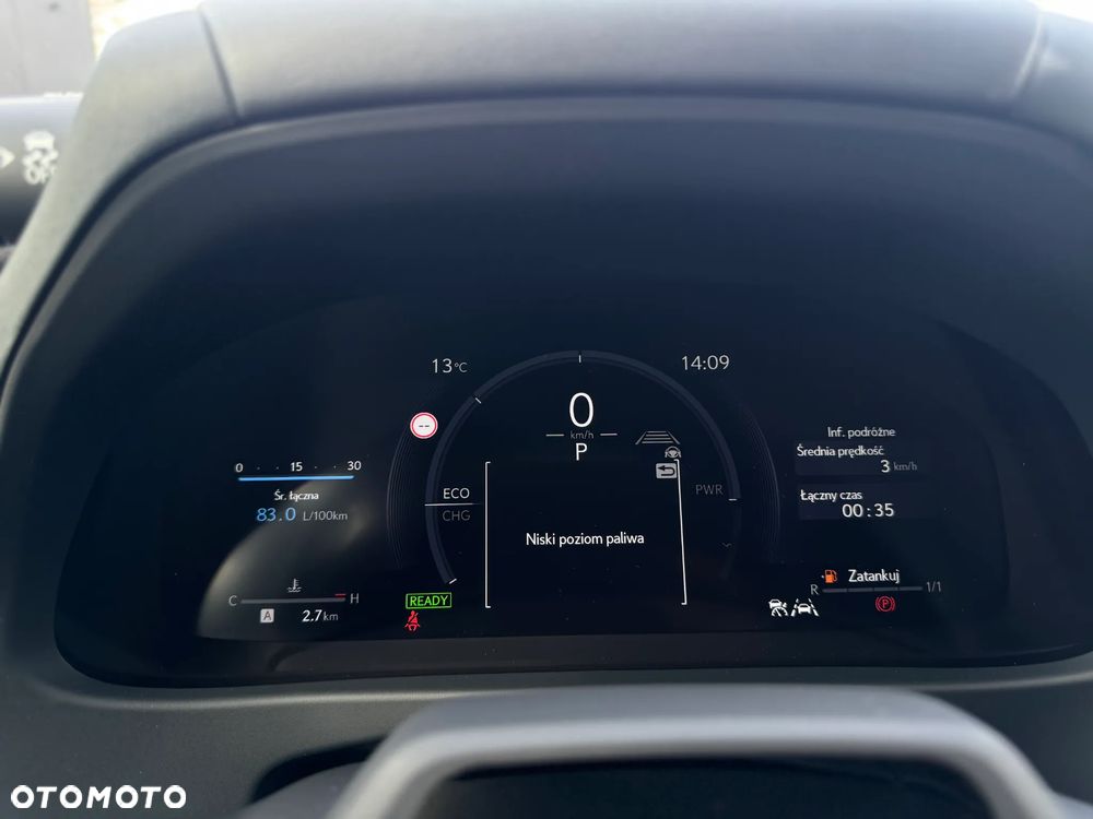 Lexus UX 300h Business - 13