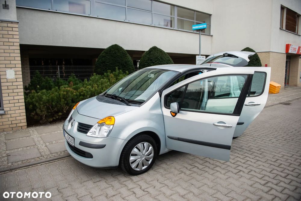 Renault Modus 1.2 16V Dynamique - 9