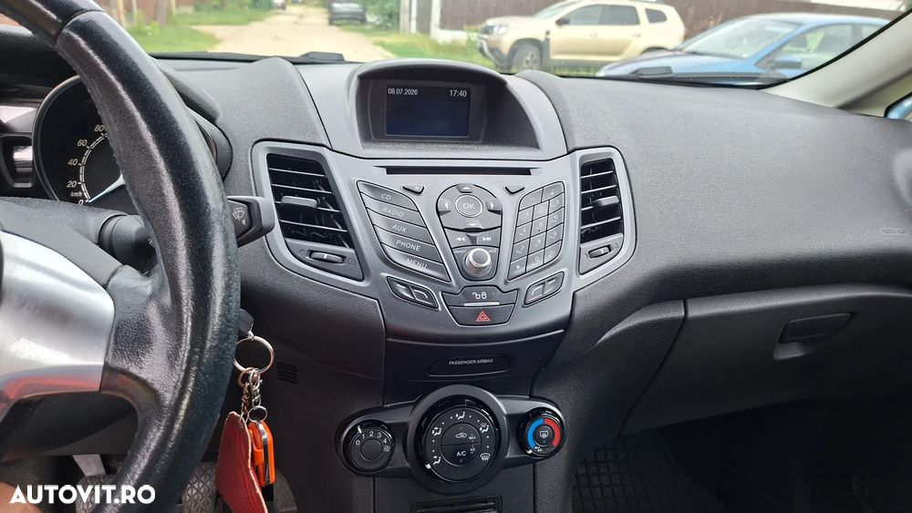 Ford Fiesta - 8