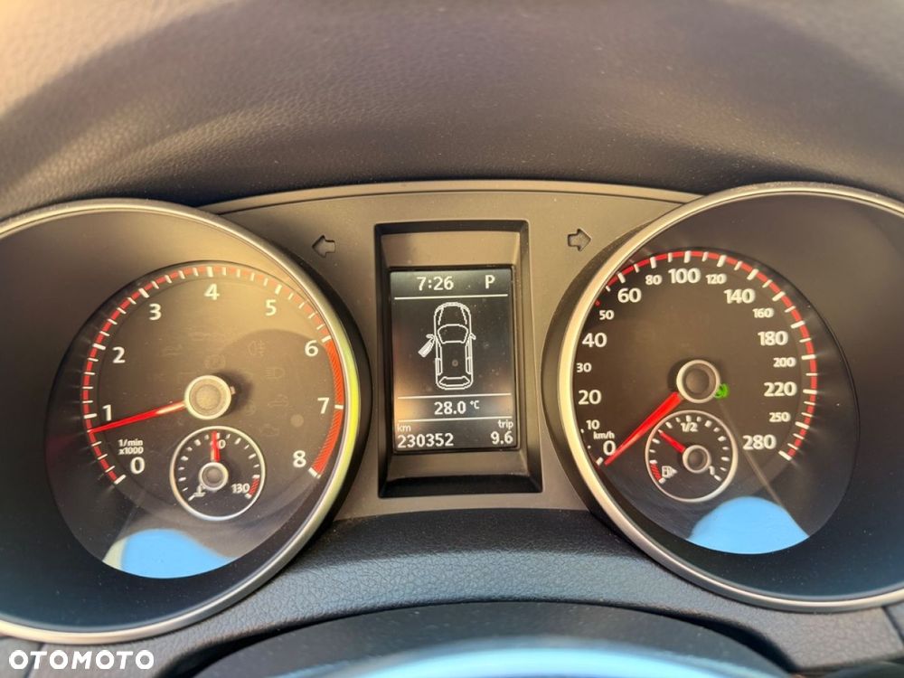Volkswagen Golf - 21