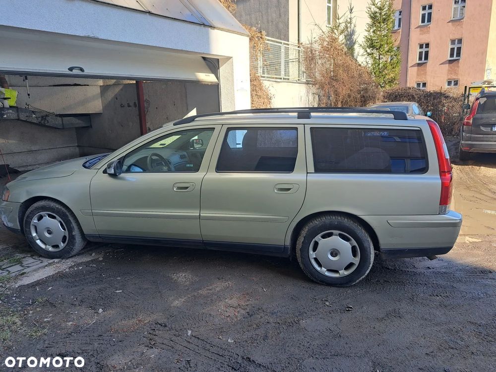 Volvo V70 2.4 Summum - 2