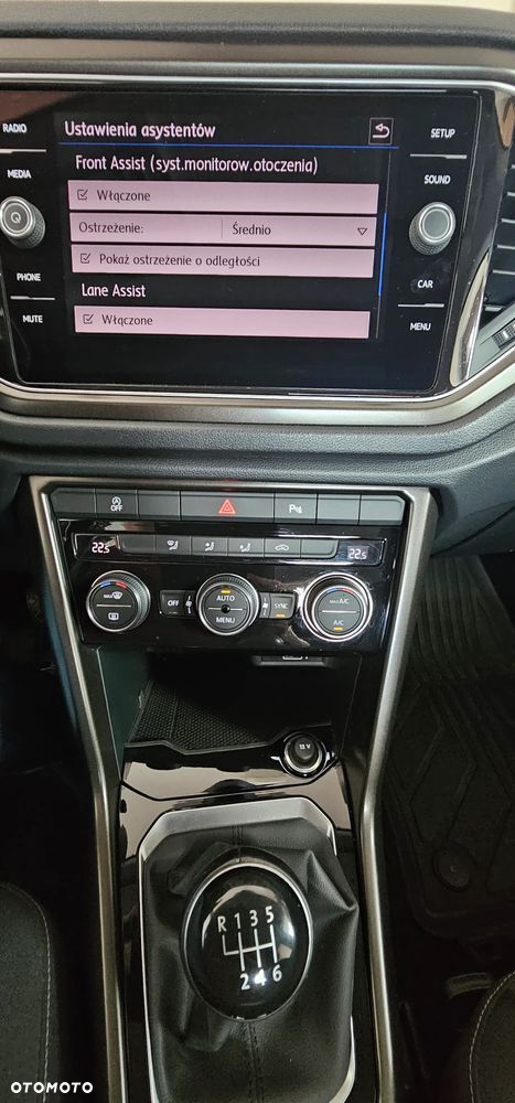 Volkswagen T-Roc - 21