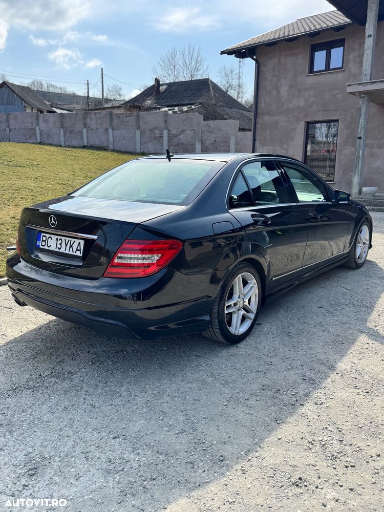 Mercedes-Benz C 200 CDI DPF (BlueEFFICIENCY) Avantgarde - 14