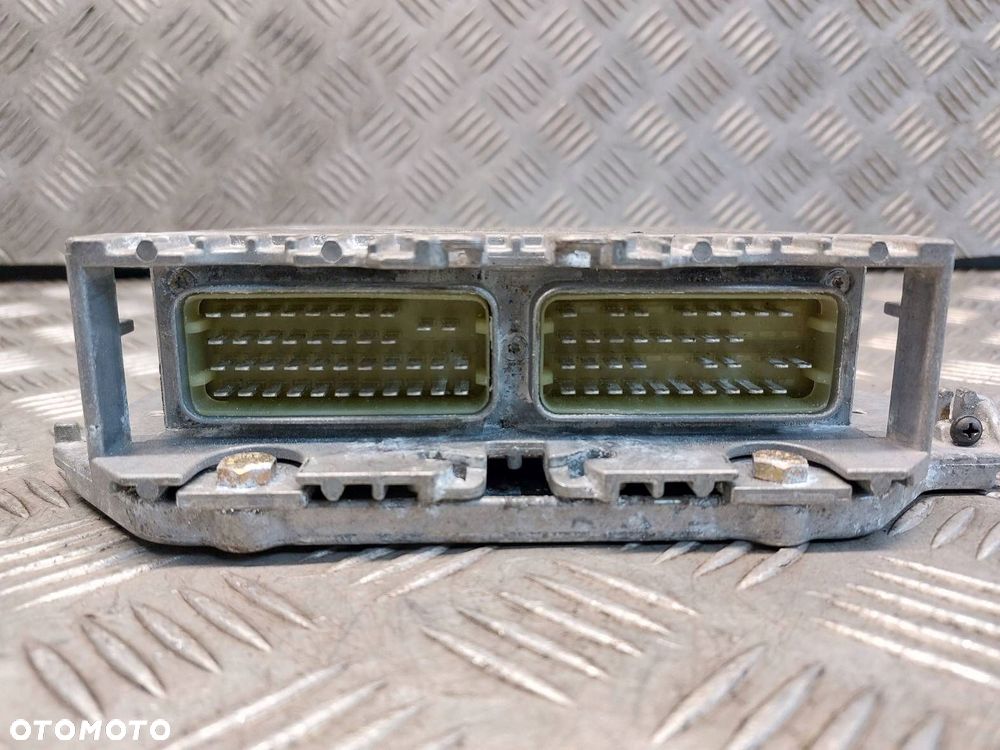 KOMPUTER STEROWNIK SILNIKA MERCEDES-BENZ W210 E200 2.3 16V 0175452532 - 2