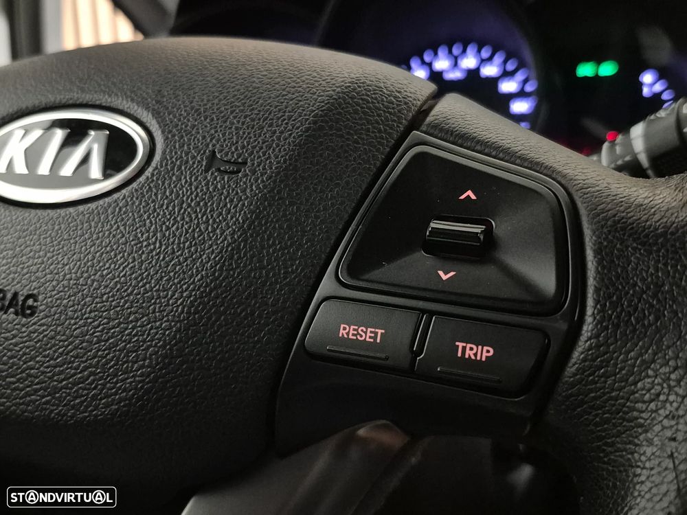 Kia Rio 1.2 CVVT LX - 18