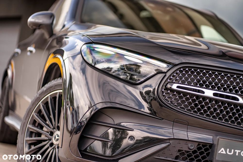 Mercedes-Benz GLC 300 d mHEV 4-Matic AMG Line - 2