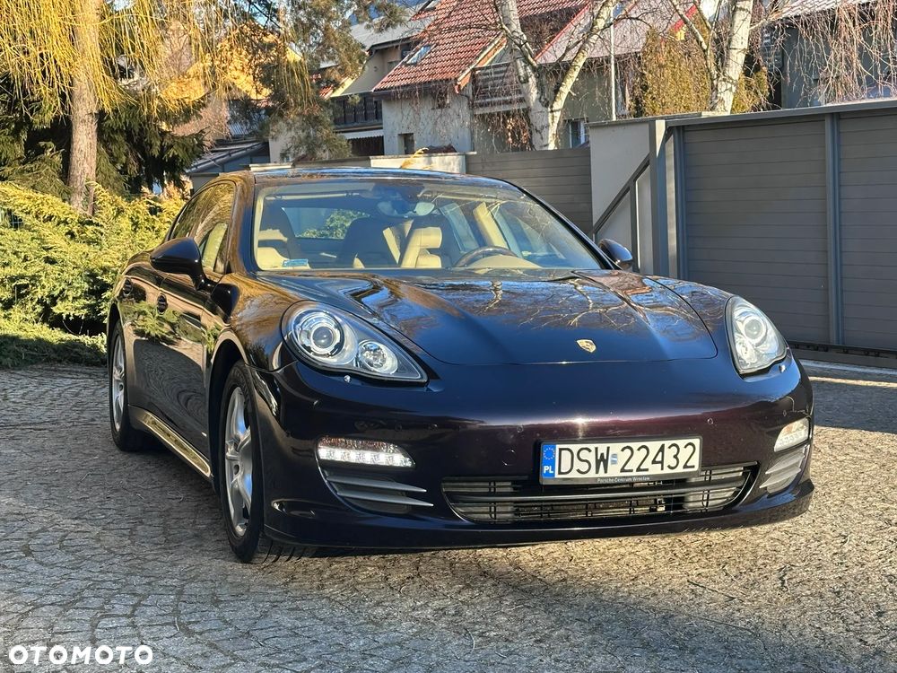 Porsche Panamera 4 - 11