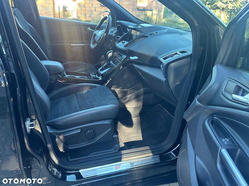 Ford Kuga 2.0 TDCi AWD ST-Line - 16