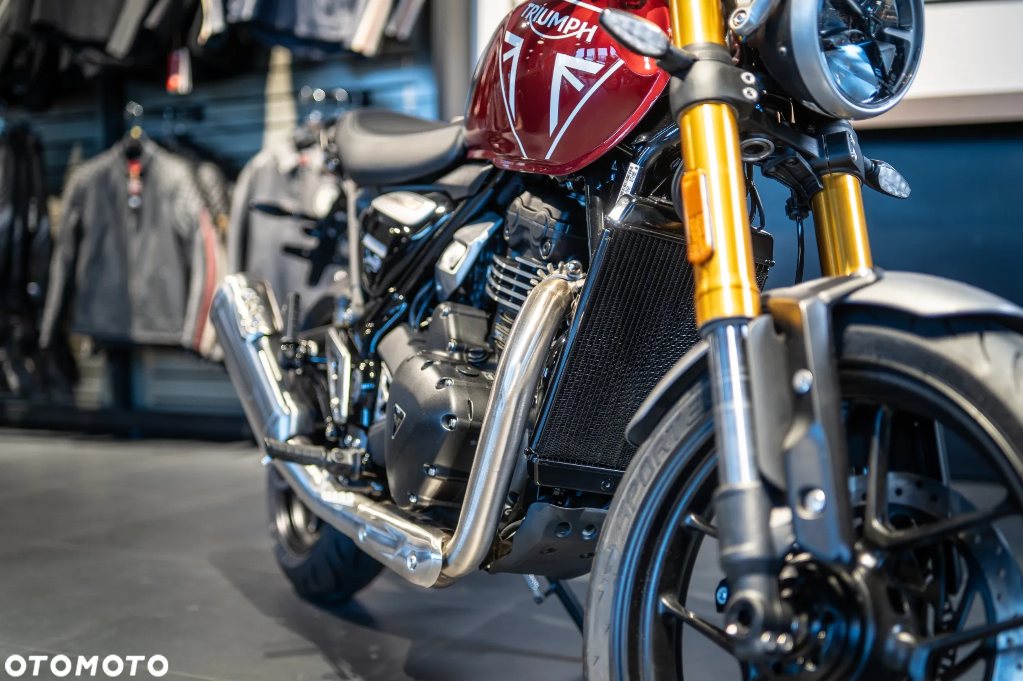 Triumph Inny - 20