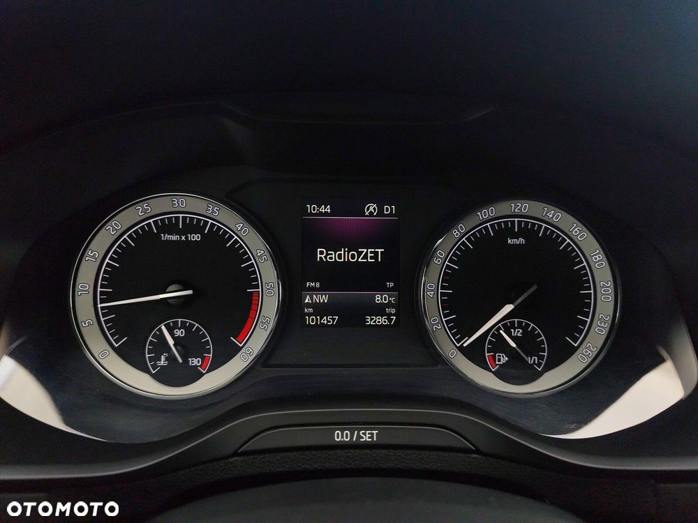 Skoda Karoq 2.0 TDI SCR 4x4 Sportline DSG - 23